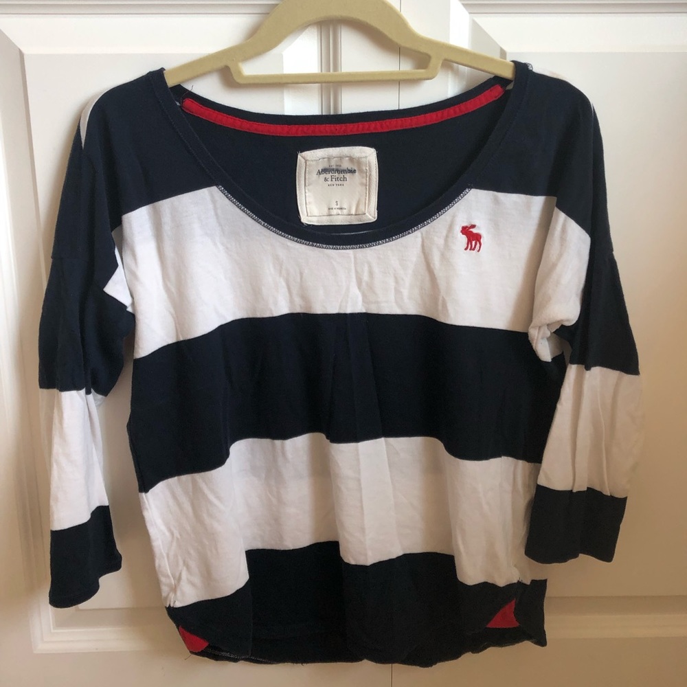 Abercrombie & Fitch 3/4 sleeved shirt